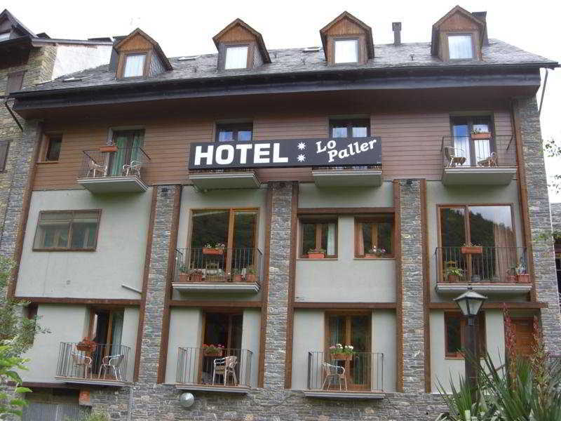 Hotel Lo Paller Valencia D'Aneu Buitenkant foto